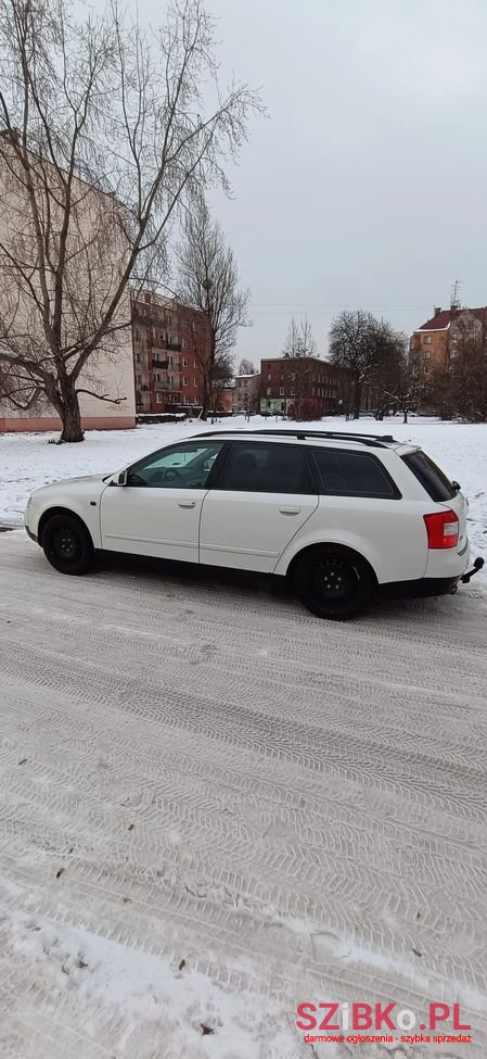 2002' Audi A4 Avant 1.8T photo #1
