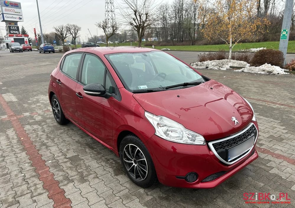 2012' Peugeot 208 1.2 Vti Access photo #1
