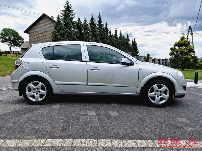 2007' Opel Astra photo #5