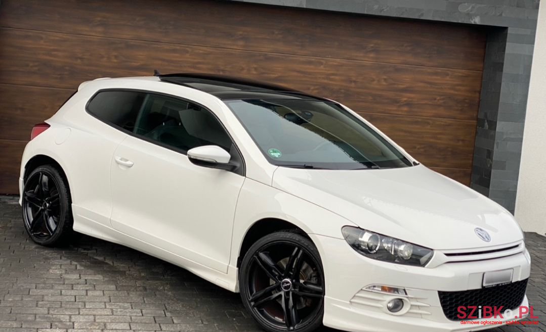 2009' Volkswagen Scirocco photo #2