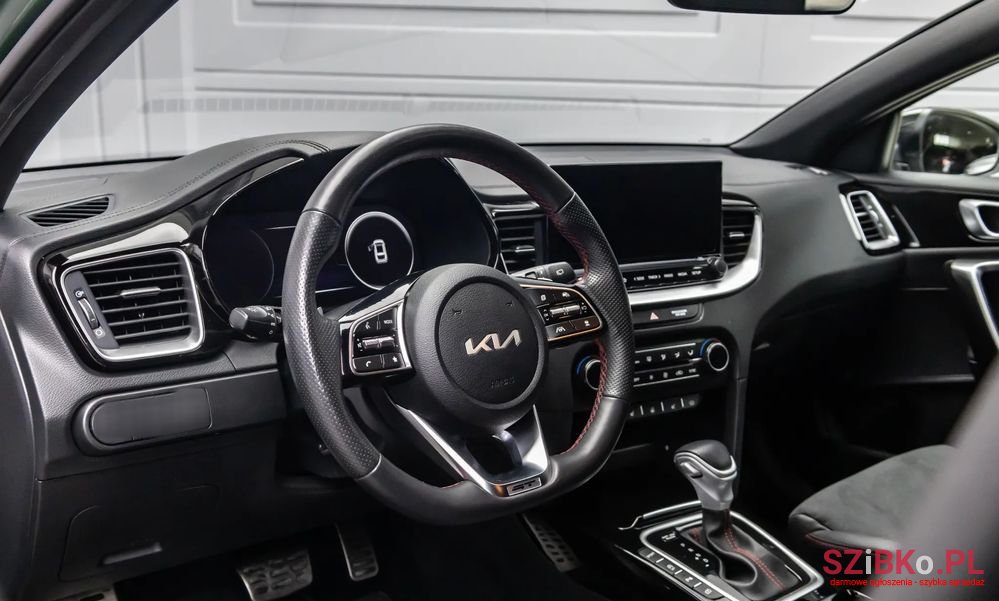 2023' Kia Proceed photo #3