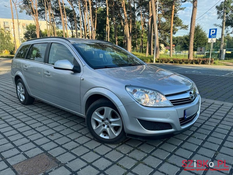 2010' Opel Astra Iii 1.7 Cdti Ecoflex photo #3