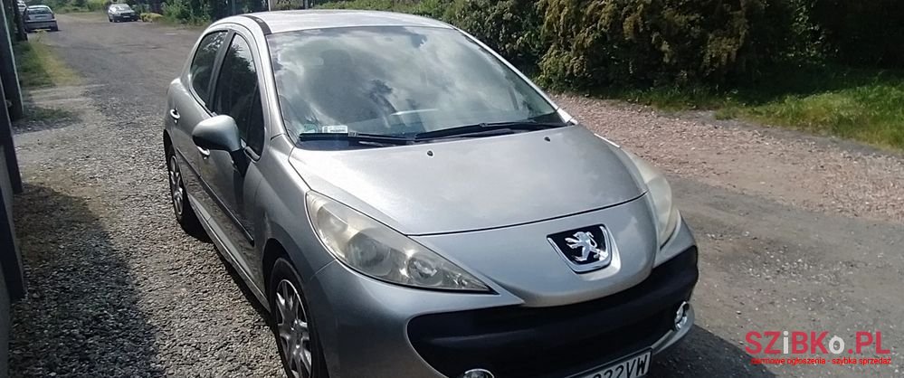 2009' Peugeot 207 1.4 Trendy photo #2