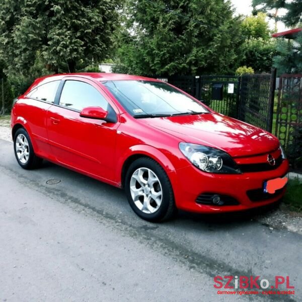 2005' Opel Astra photo #1