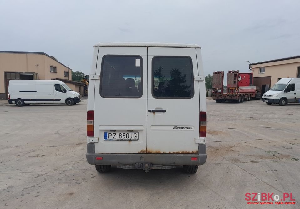 2000' Mercedes-Benz Sprinter photo #6
