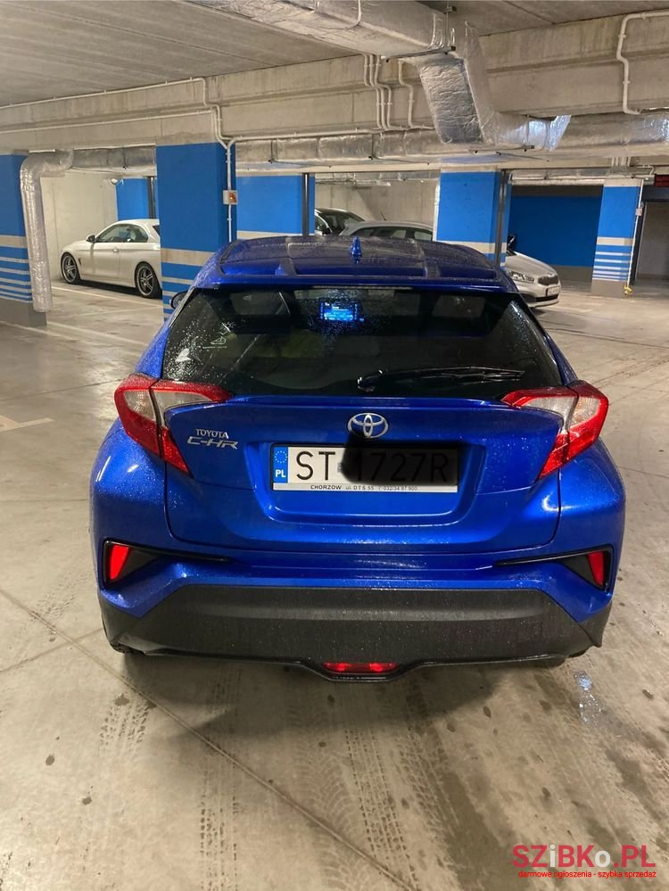 2016' Toyota C-HR 1.2 T Premium photo #3