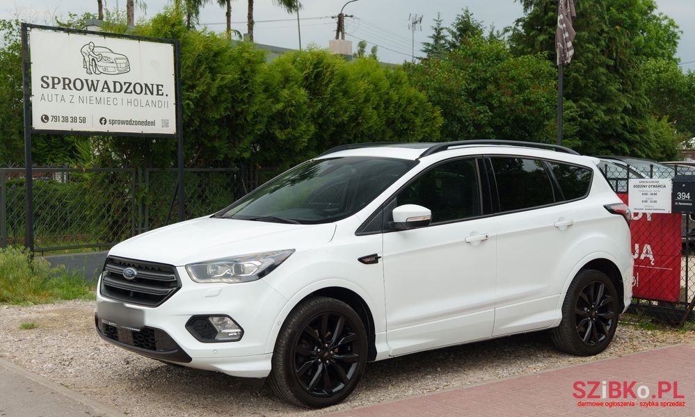 2017' Ford Kuga photo #1
