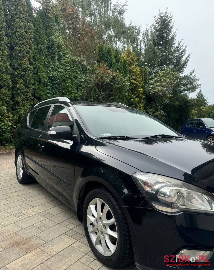 2010' Kia Ceed 2.0 Crdi Optimum photo #3