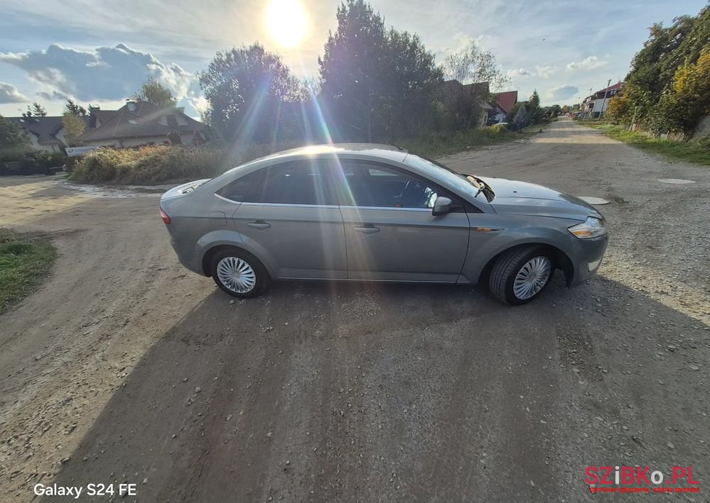 2007' Ford Mondeo Hatchback 07-10 photo #6