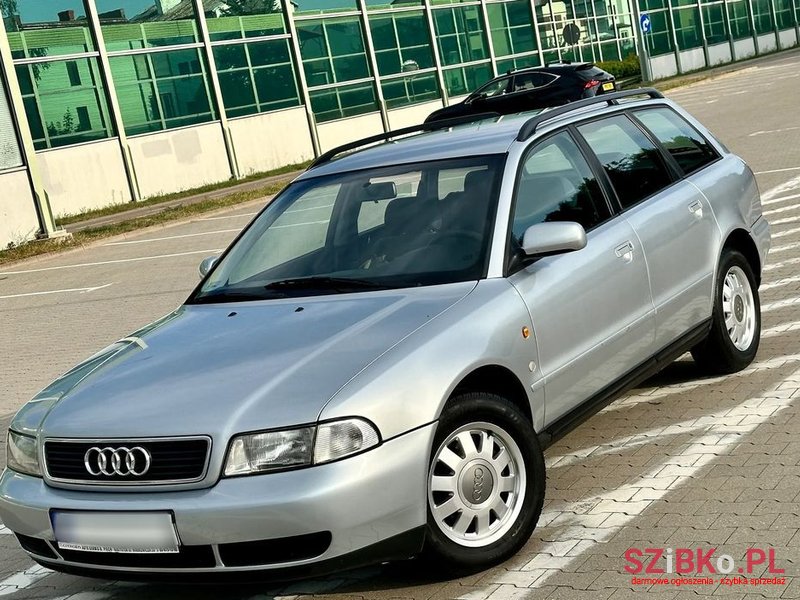 1996' Audi A4 Avant photo #2