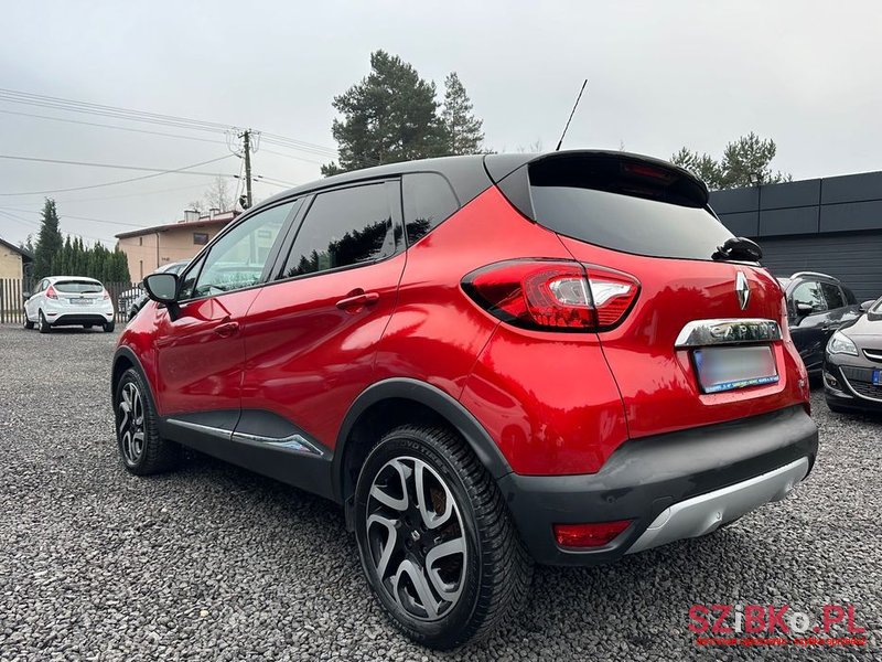 2016' Renault Captur 0.9 Energy Tce Xmod photo #2