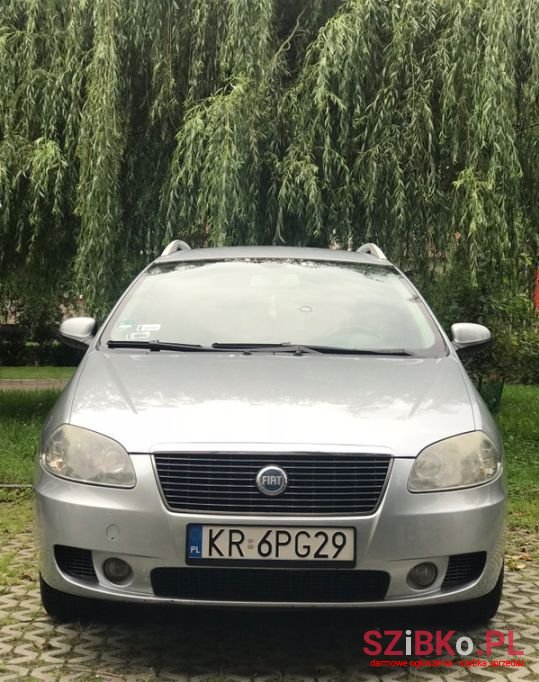 2006' Fiat Croma photo #3