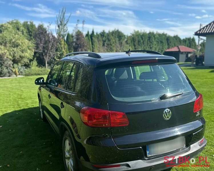 2014' Volkswagen Tiguan photo #3