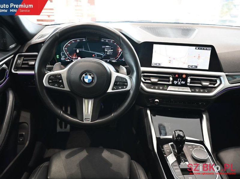 2022' BMW 4 Series 420D M Sport photo #4