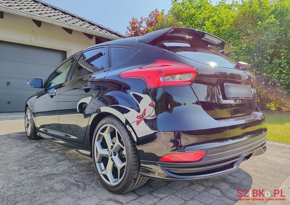 2018' Ford Focus photo #4