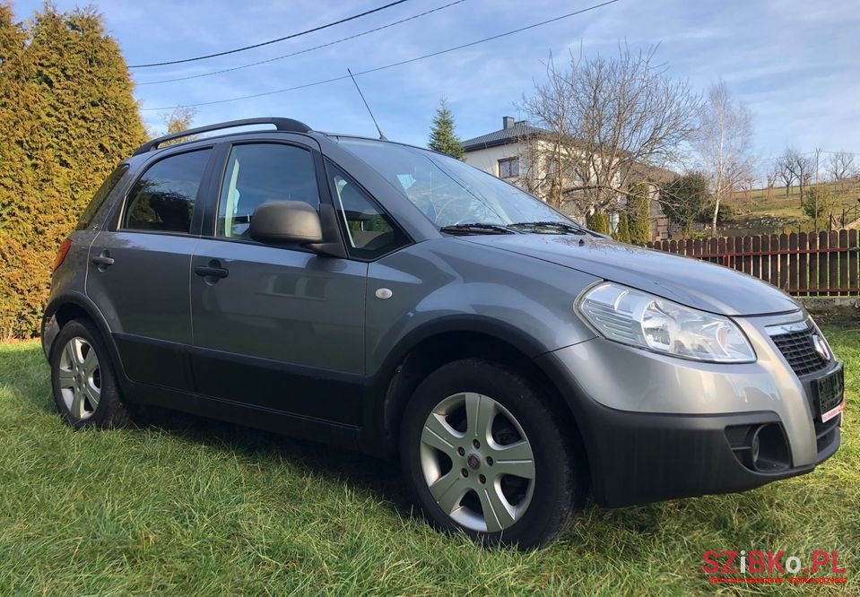 2009' Fiat Sedici photo #6