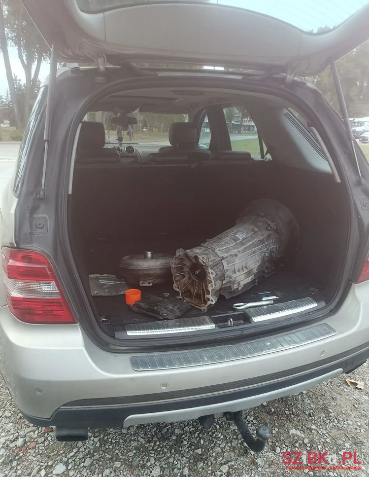 2005' Mercedes-Benz Ml 320 Cdi 4-Matic photo #4