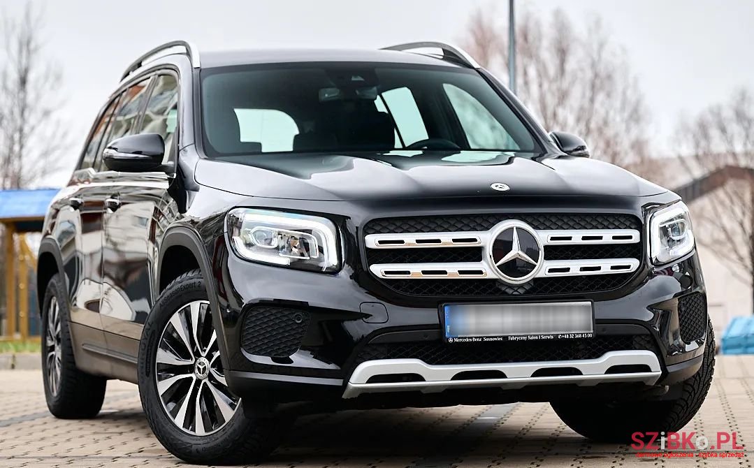 2022' Mercedes-Benz GLB photo #1