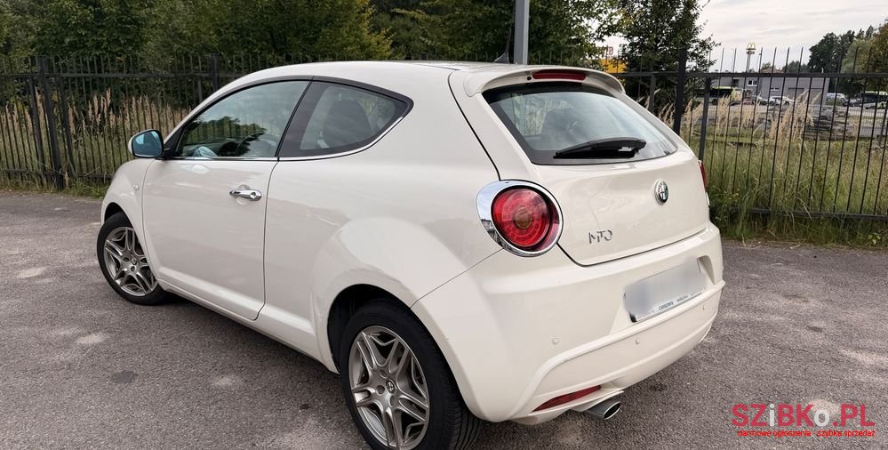 2013' Alfa Romeo MiTo photo #2