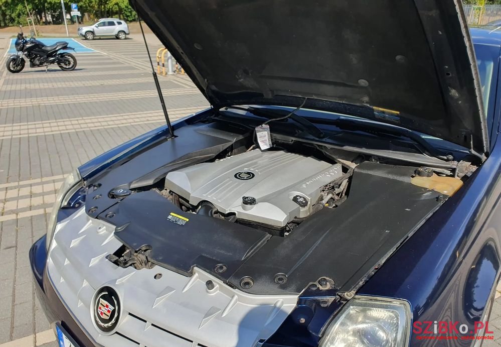 2005' Cadillac STS 4.6 V8 Sport Luxury photo #3