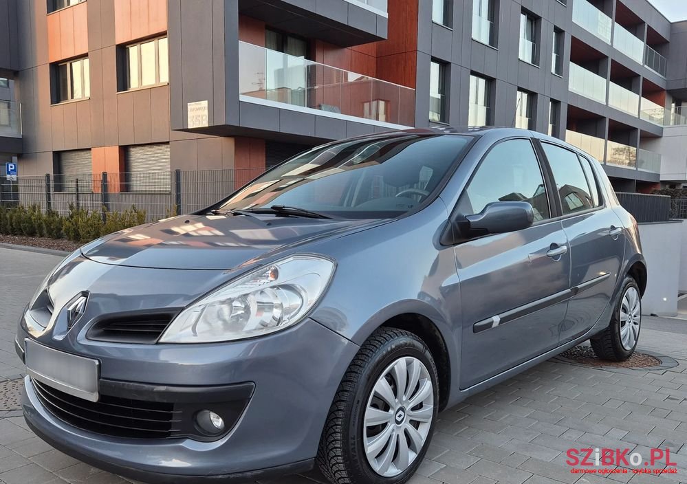 2007' Renault Clio 1.6 Galileo photo #3