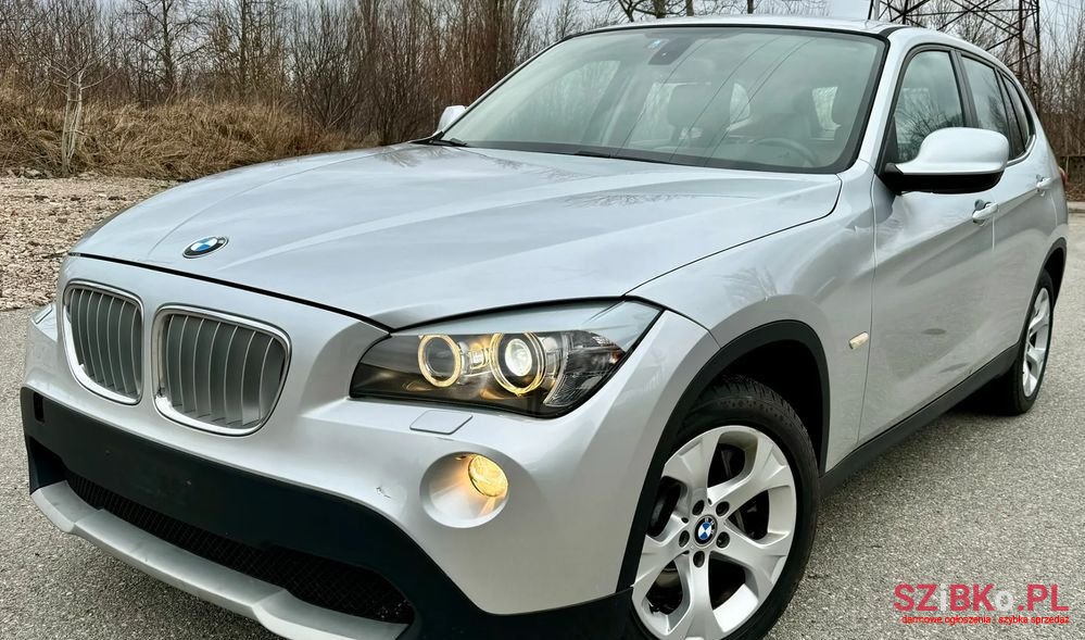 2010' BMW X1 Xdrive28I photo #2