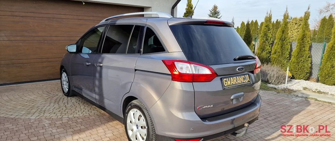 2013' Ford Grand C-MAX photo #6