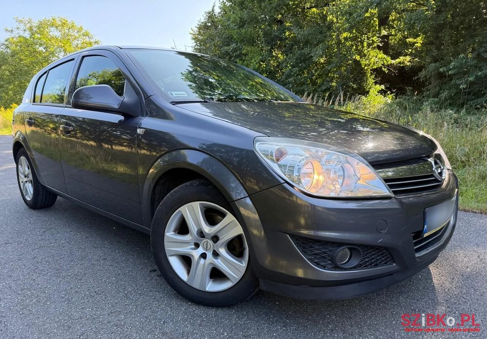 2009' Opel Astra Iii 1.4 Cosmo photo #2