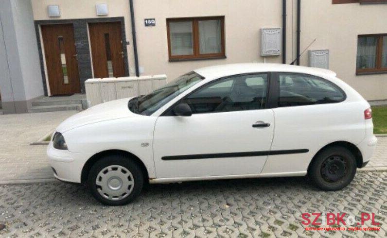2003' SEAT Ibiza photo #1