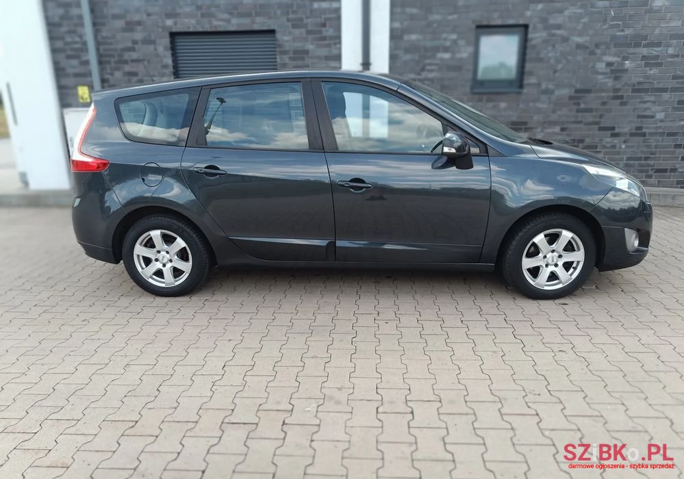 2011' Renault Grand Scenic photo #5