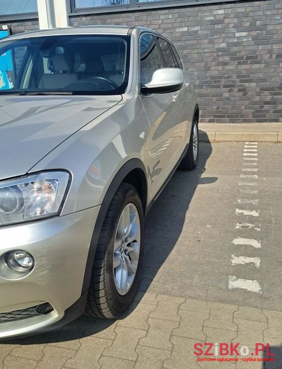 2013' BMW X3 Xdrive20D photo #3
