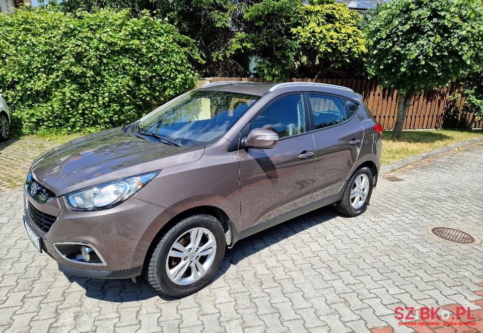 2011' Hyundai ix35 photo #3