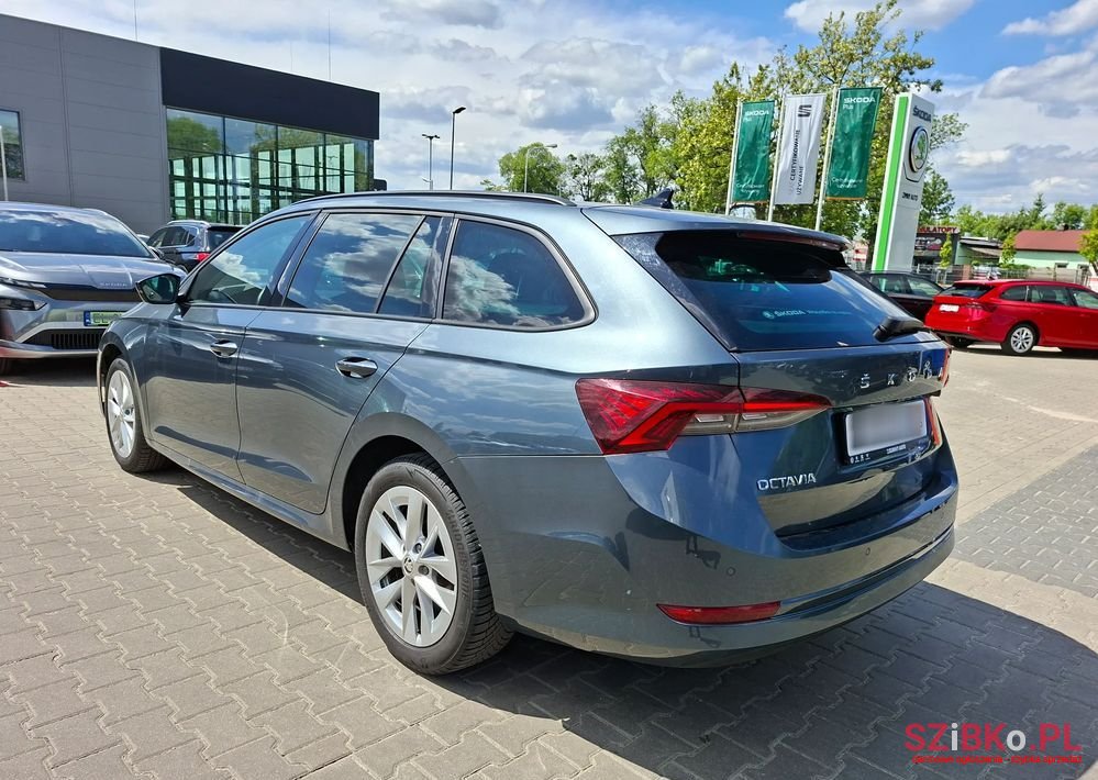 2020' Skoda Octavia photo #5