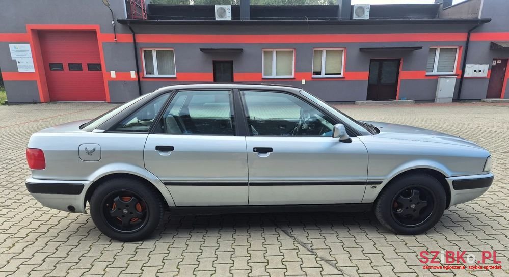 1992' Audi 80 photo #2