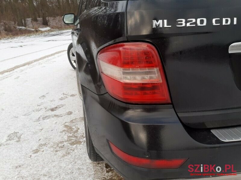 2009' Mercedes-Benz Klasa Ml photo #2