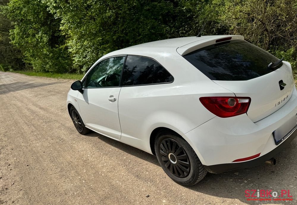 2008' SEAT Ibiza Sc 1.6 16V Sport photo #5