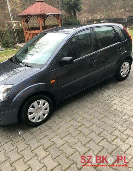 2006' Ford Fiesta photo #1
