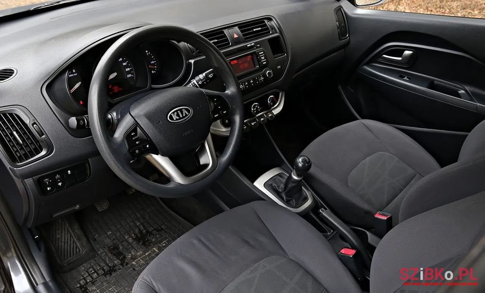 2012' Kia Rio 1.2 Business Line photo #6