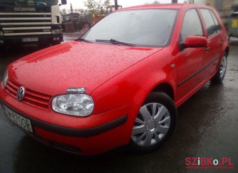 1998' Volkswagen Golf photo #1