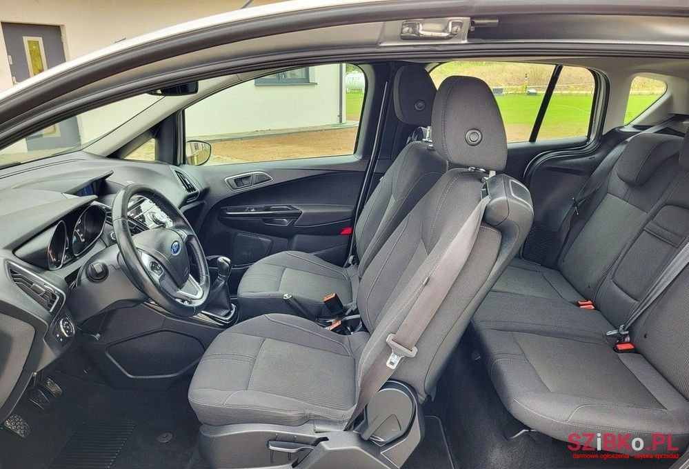 2014' Ford B-MAX photo #5