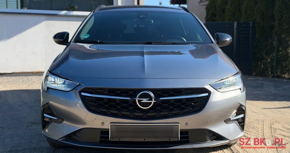 2021' Opel Insignia photo #2