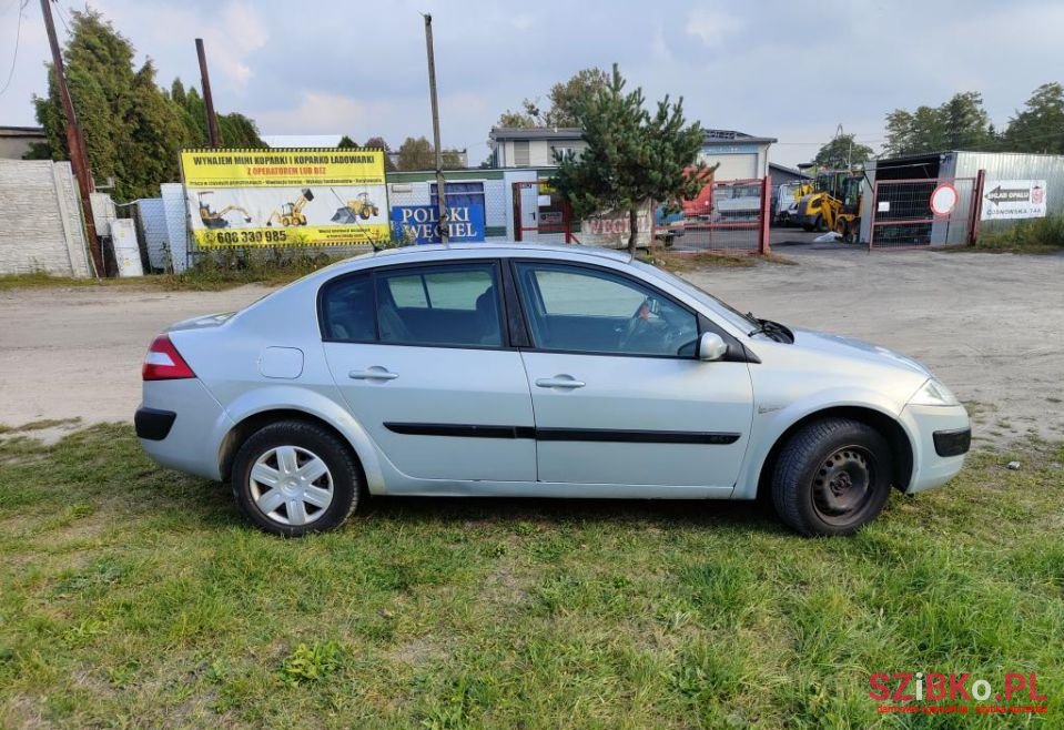 2004' Renault Megane photo #3