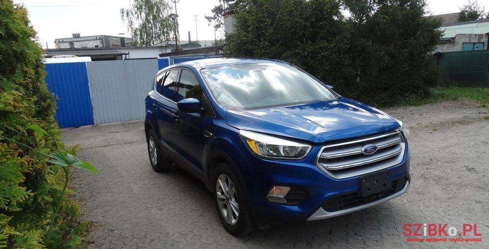 2017' Ford Kuga photo #1