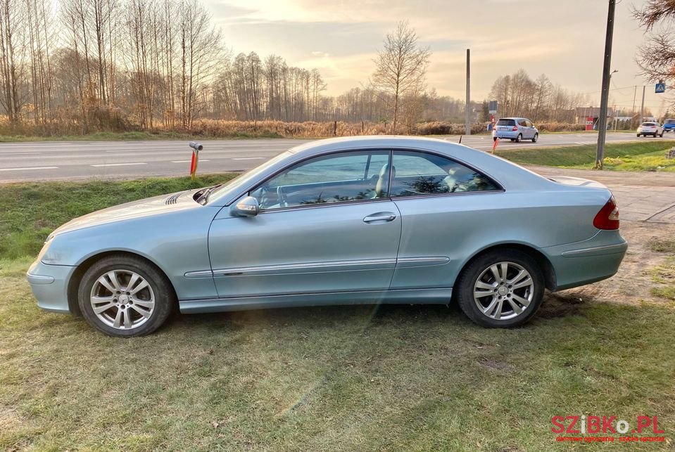 2002' Mercedes-Benz CLK photo #2