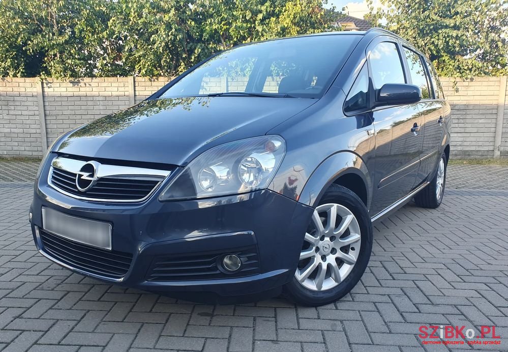 2007' Opel Zafira photo #3