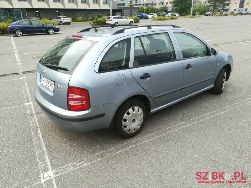 2003' Skoda Fabia photo #4