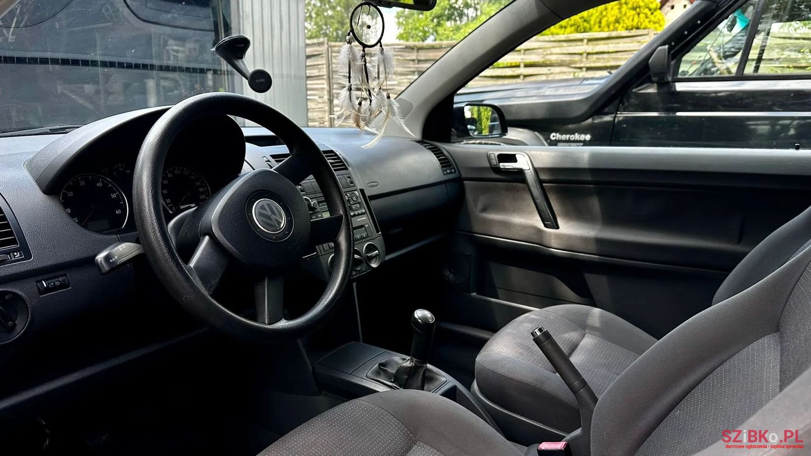 2004' Volkswagen Polo photo #6