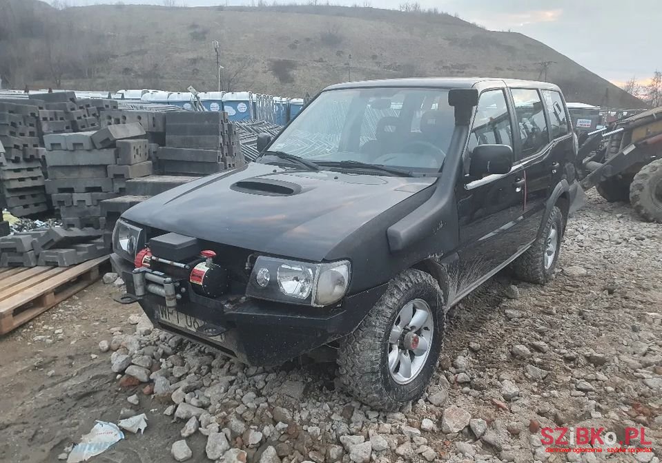 2000' Nissan Terrano photo #1