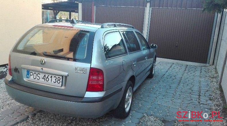 2004' Skoda Octavia photo #1