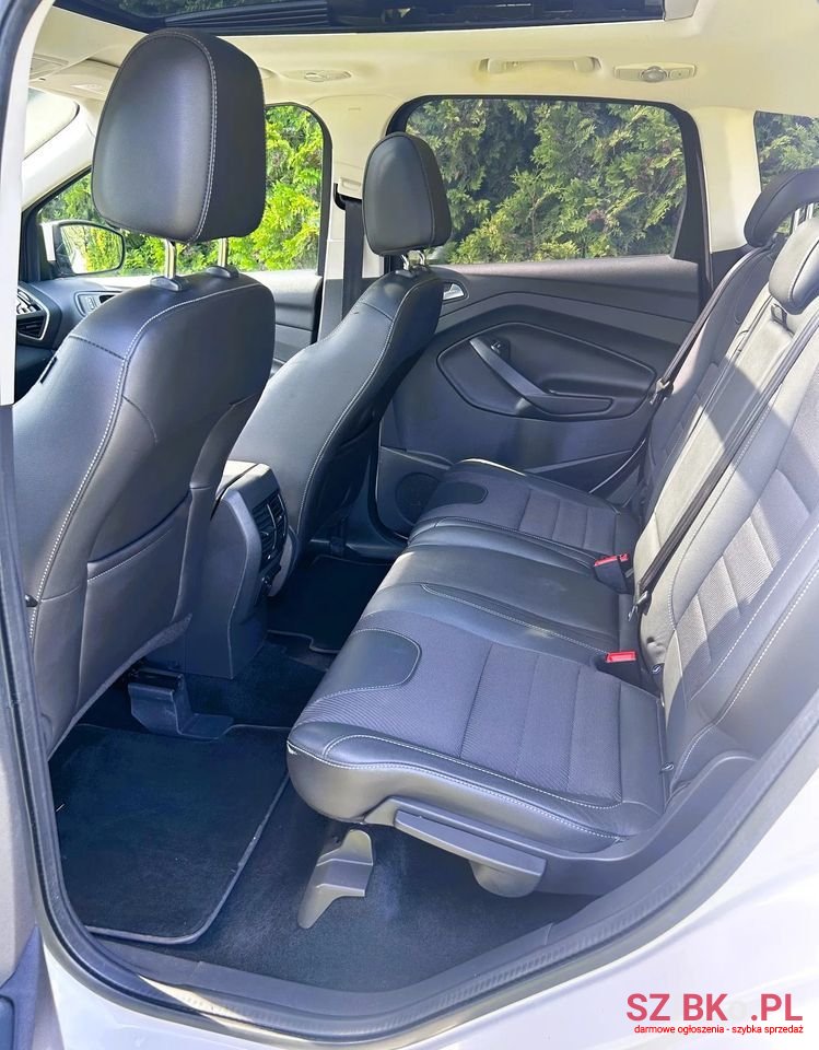 2013' Ford Kuga photo #4